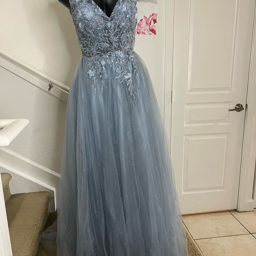 Cinderella Blue V-Neck Sleeveless Prom Gown